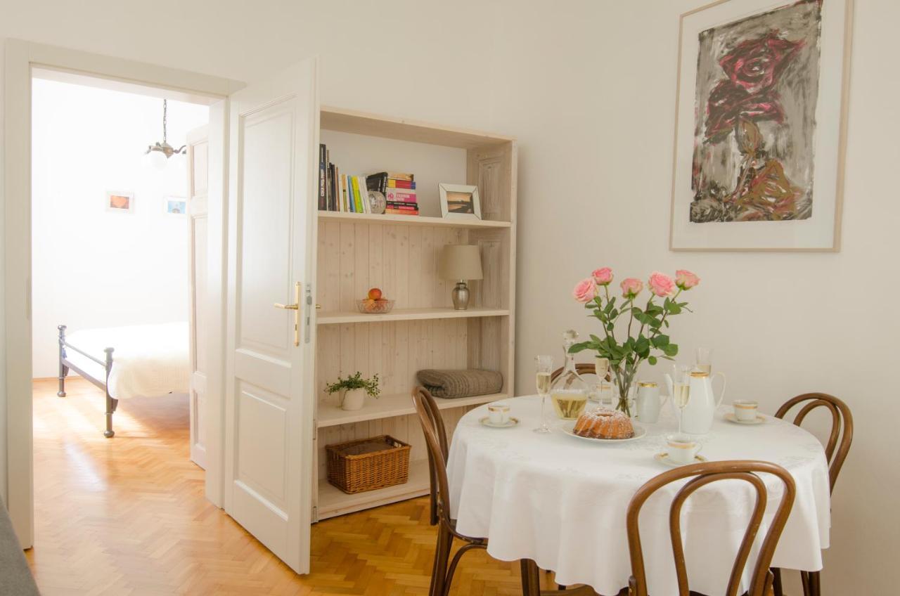 Wishlist Prague Residences - Charles Bridge Karlova Экстерьер фото